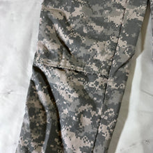 Load image into Gallery viewer, Propper Digi Camo Combat Field Pants